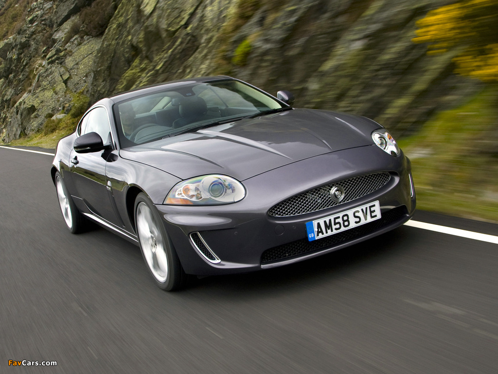 Jaguar XK Coupe UK-spec 2009–11 pictures (1024 x 768)