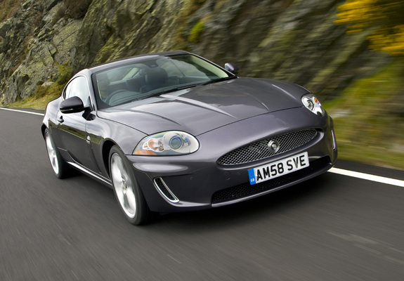 Jaguar XK Coupe UK-spec 2009–11 pictures