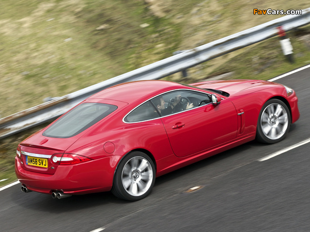 Jaguar XKR Coupe UK-spec 2009–11 pictures (640 x 480)