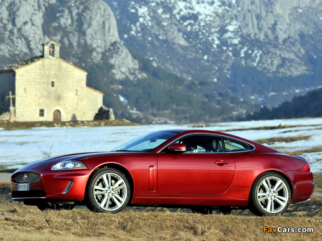 Jaguar XK Coupe 2009–11 pictures (640 x 480)