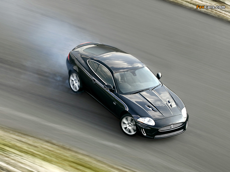 Jaguar XKR Coupe 2009–11 pictures (800 x 600)