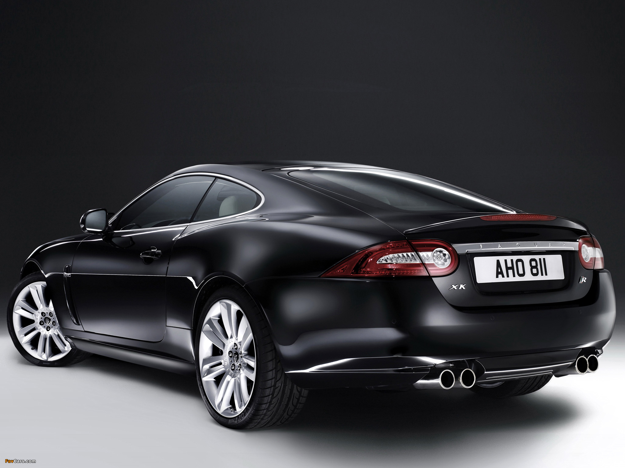 Jaguar XKR Coupe 2009–11 pictures (2048 x 1536)