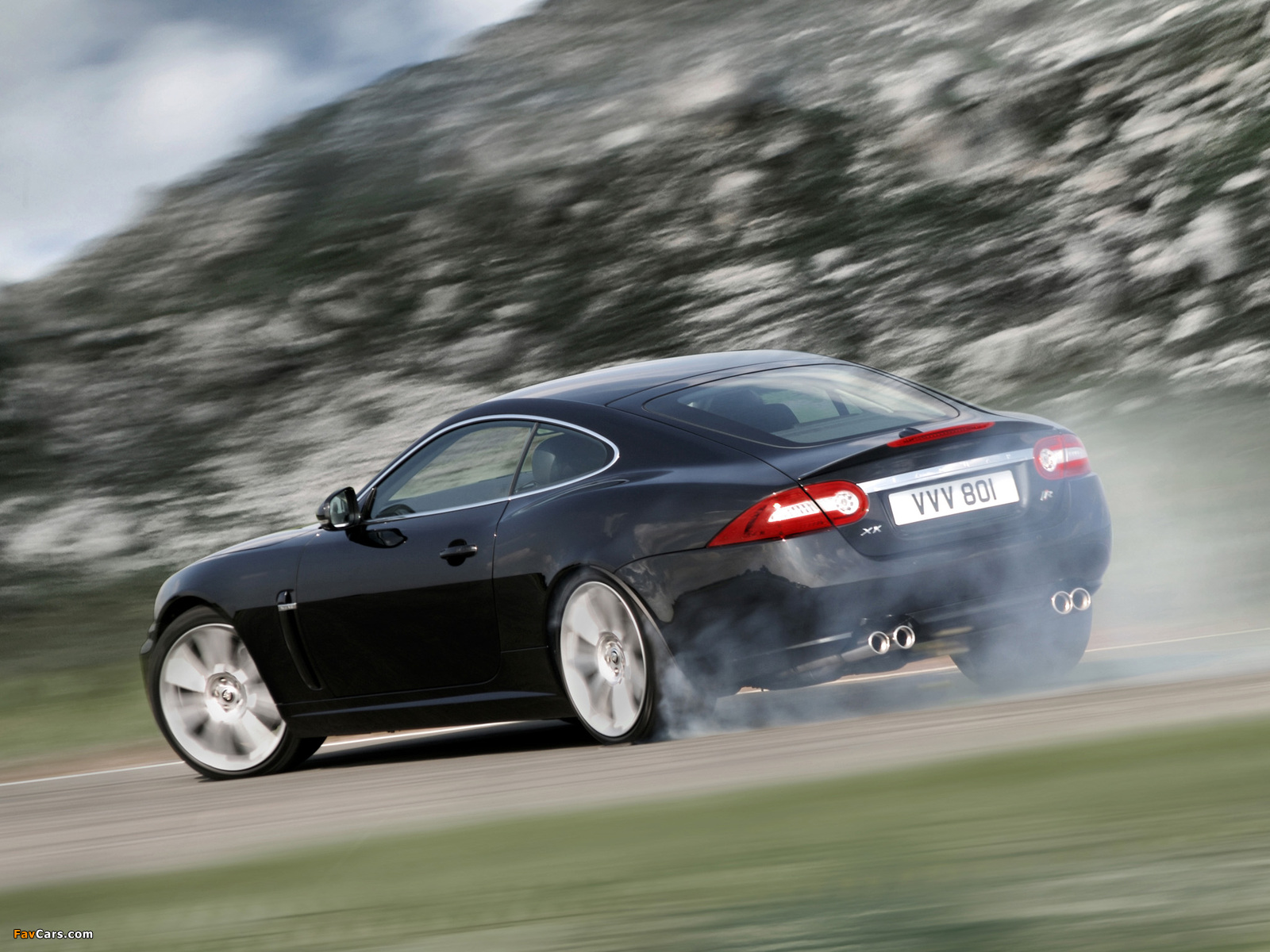 Jaguar XKR Coupe 2009–11 pictures (1600 x 1200)