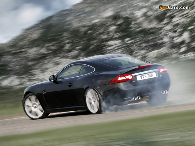 Jaguar XKR Coupe 2009–11 pictures (640 x 480)