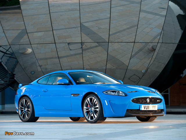 Jaguar XKR-S UK-spec 2011 images (640 x 480)
