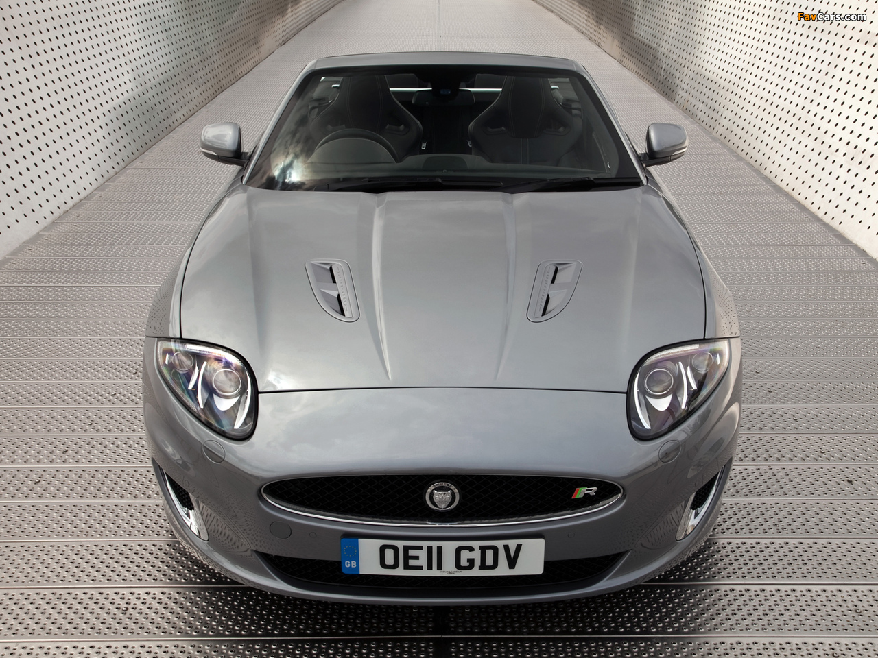 Jaguar XKR Convertible UK-spec 2011 images (1280 x 960)