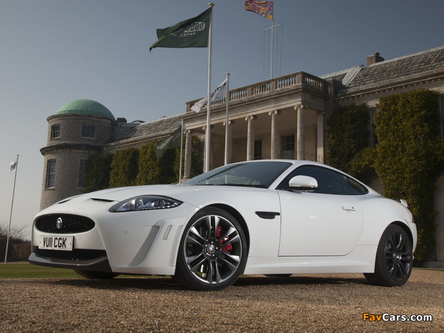 Jaguar XKR-S UK-spec 2011 images (640 x 480)