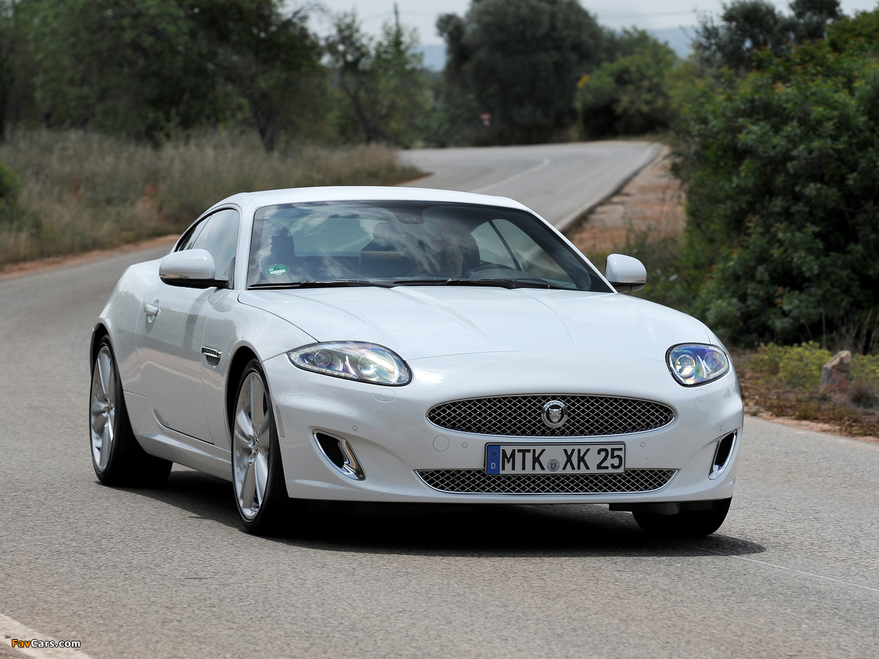 Jaguar XK Coupe 2011 images (1280 x 960)