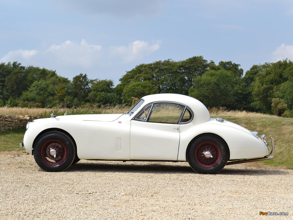 Photos of Jaguar XK120 Fixed Head Coupe UK-spec 1951–54 (1024 x 768)