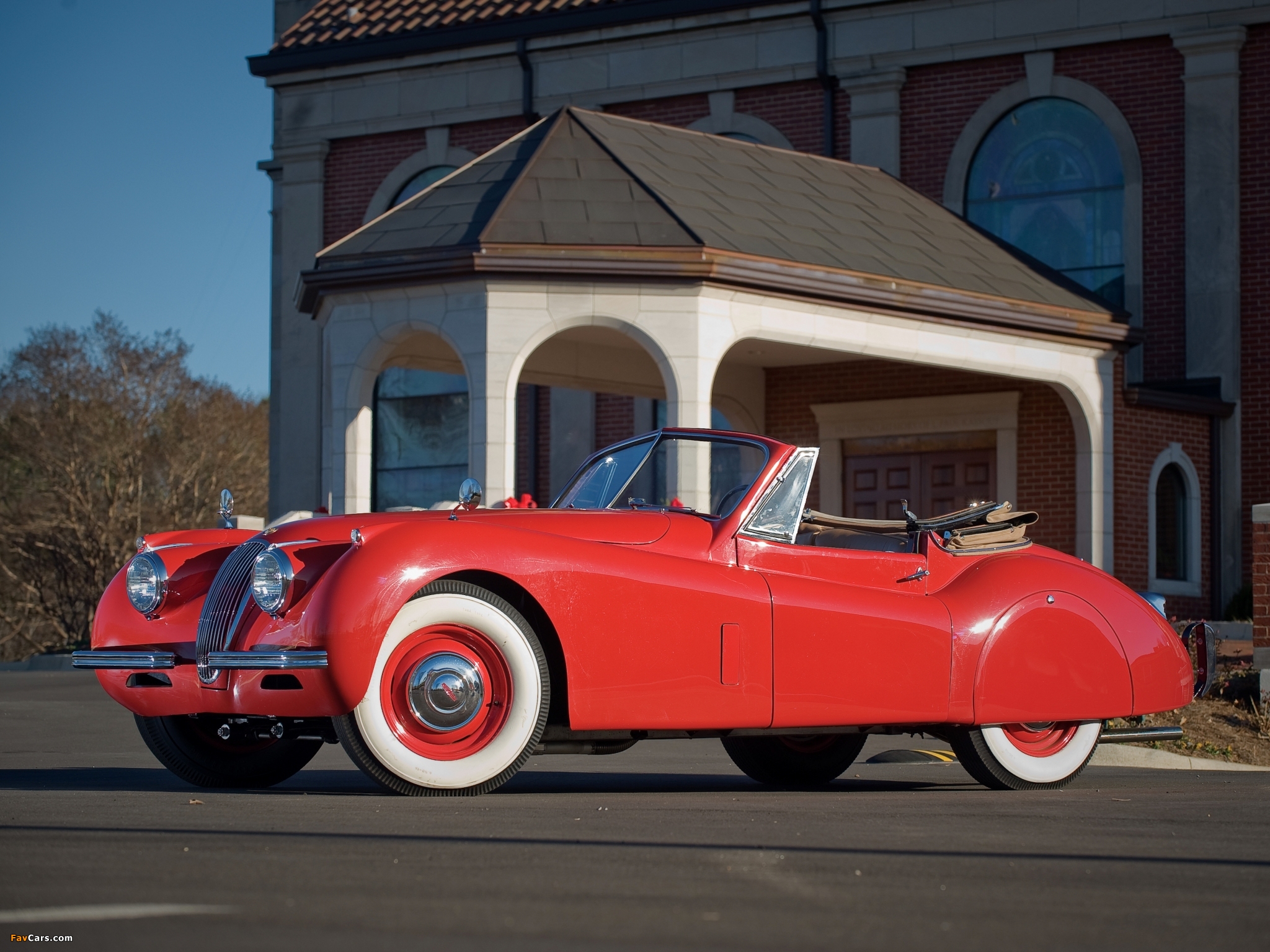 Photos of Jaguar XK120 Drophead Coupe 1953–54 (2048 x 1536)