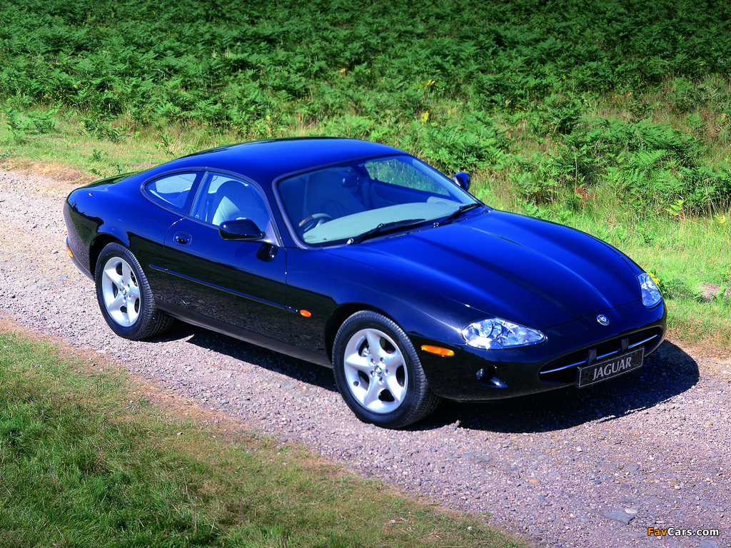 Photos of Jaguar XK8 Coupe 1996–2002 (1024 x 768)
