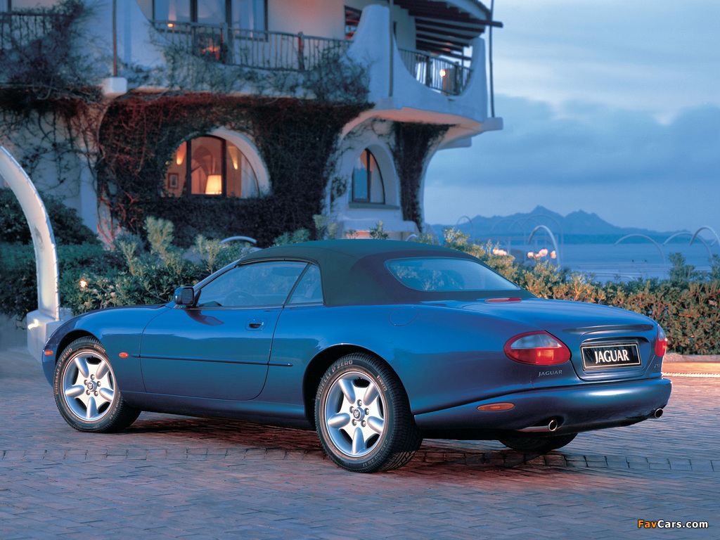 Photos of Jaguar XK8 Convertible 1996–2002 (1024 x 768)