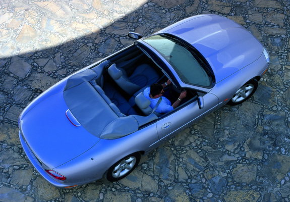 Photos of Jaguar XK8 Convertible 1996–2002