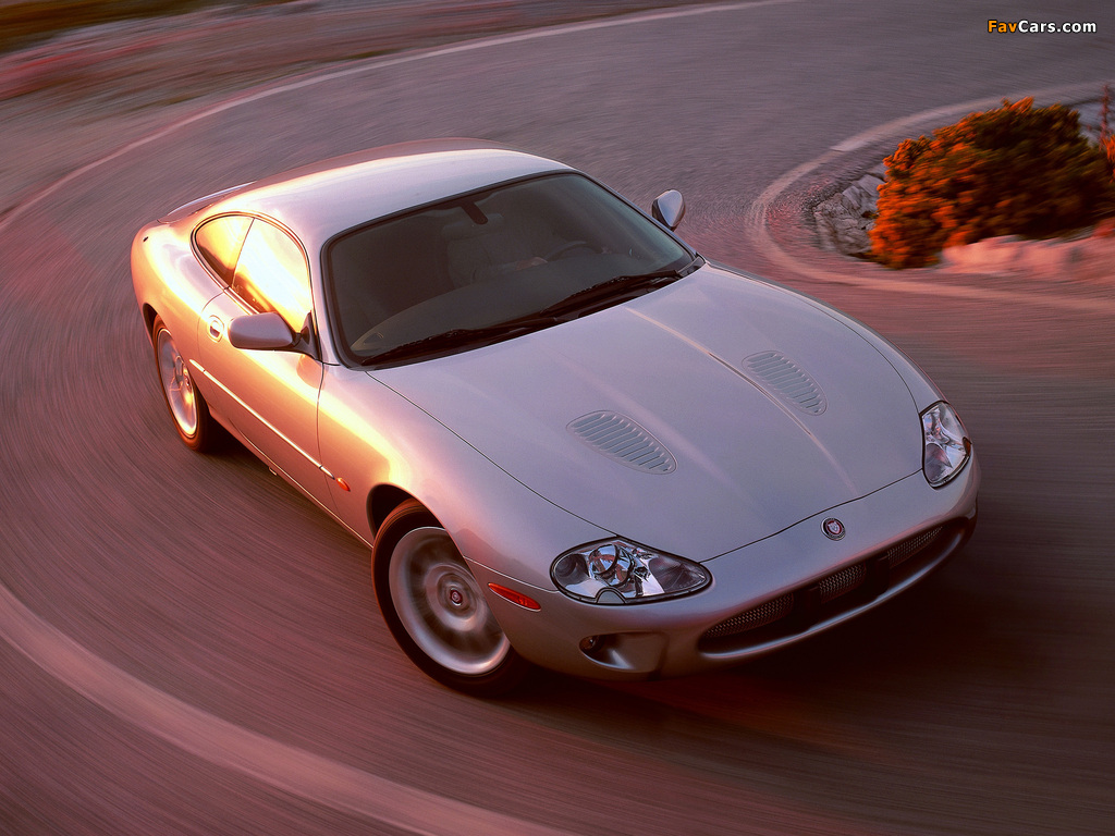 Photos of Jaguar XKR Coupe 1998–2002 (1024 x 768)