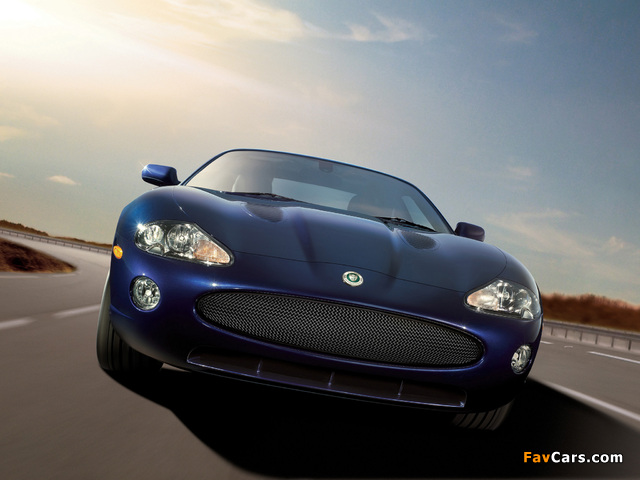 Photos of Jaguar XKR Coupe Victory Edition 2006 (640 x 480)