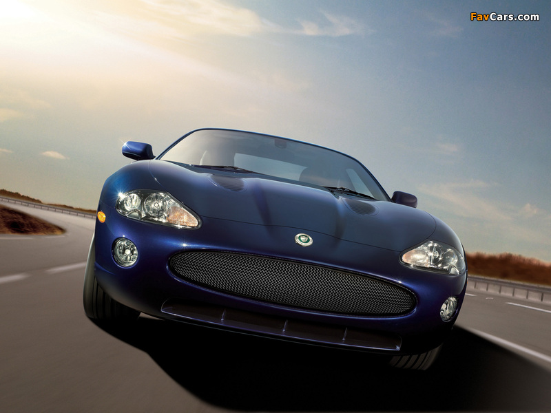 Photos of Jaguar XKR Coupe Victory Edition 2006 (800 x 600)