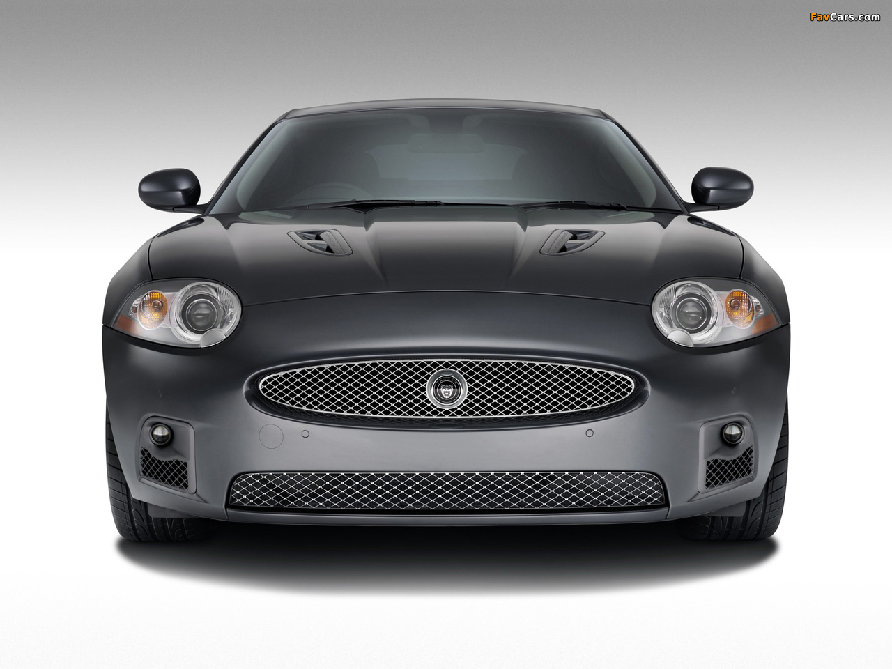 Photos of Jaguar XKR Coupe 2007–09 (1280 x 960)