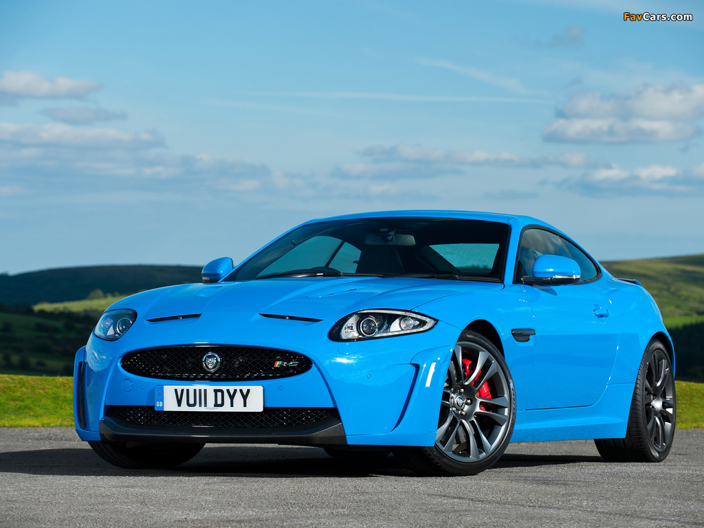 Photos of Jaguar XKR-S UK-spec 2011 (1024 x 768)