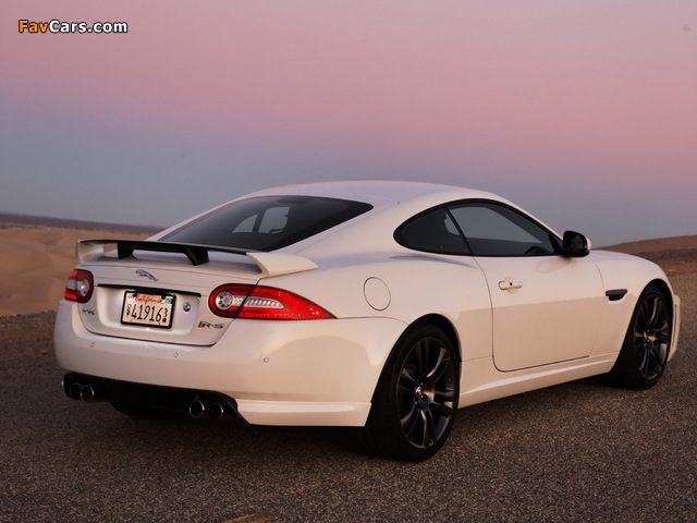 Photos of Jaguar XKR-S US-spec 2011 (640 x 480)