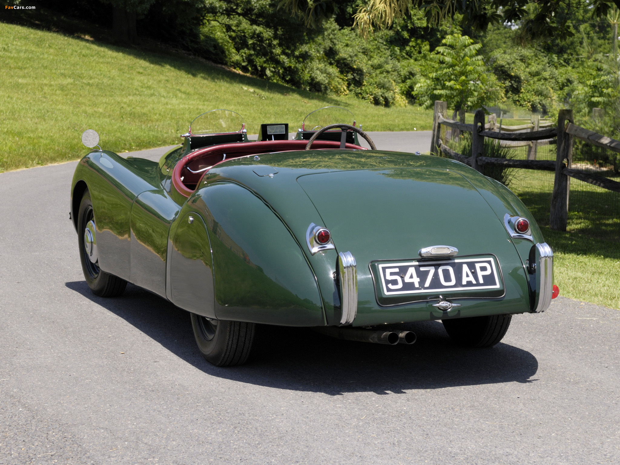 Pictures of Jaguar XK120 Alloy Roadster UK-spec 1948–50 (2048 x 1536)