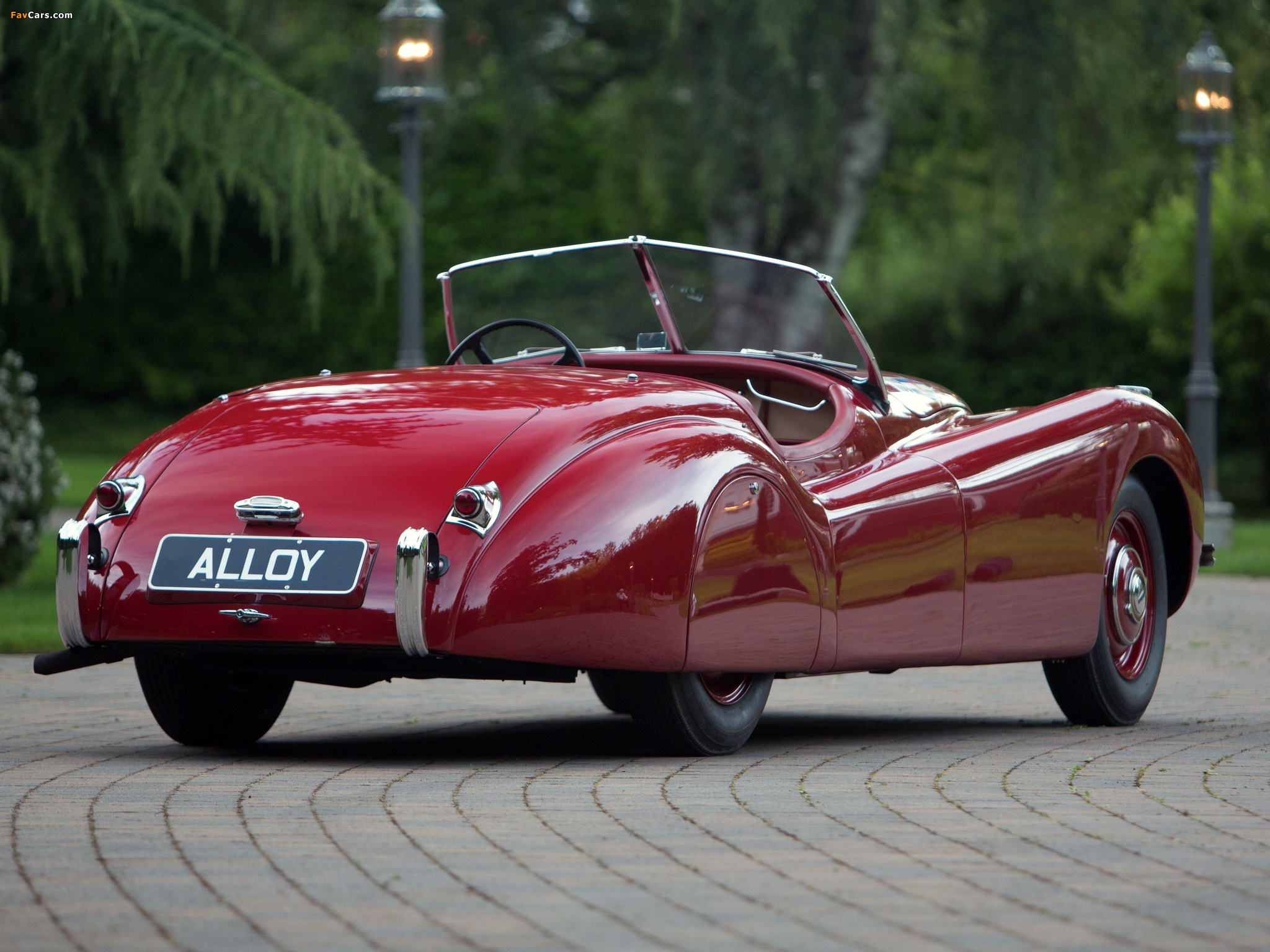 Pictures of Jaguar XK120 Alloy Roadster 1948–50 (2048 x 1536)