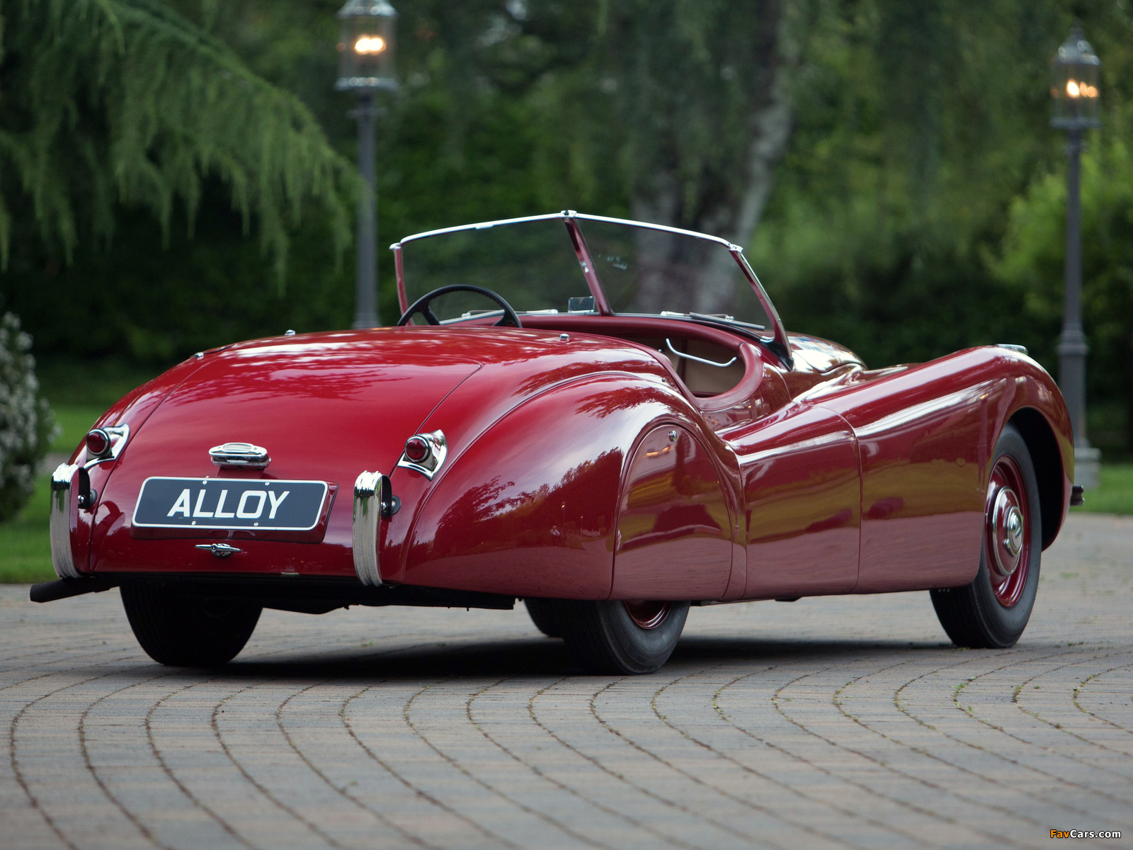 Pictures of Jaguar XK120 Alloy Roadster 1948–50 (1600 x 1200)