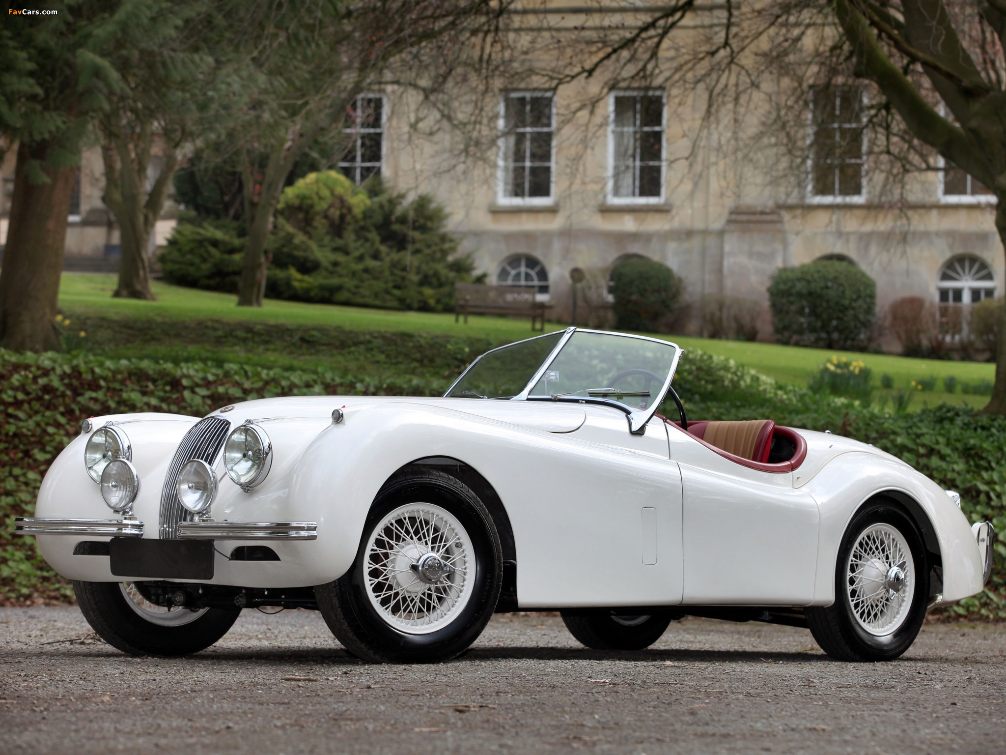 Pictures of Jaguar XK120 Roadster 1950–54 (2048 x 1536)