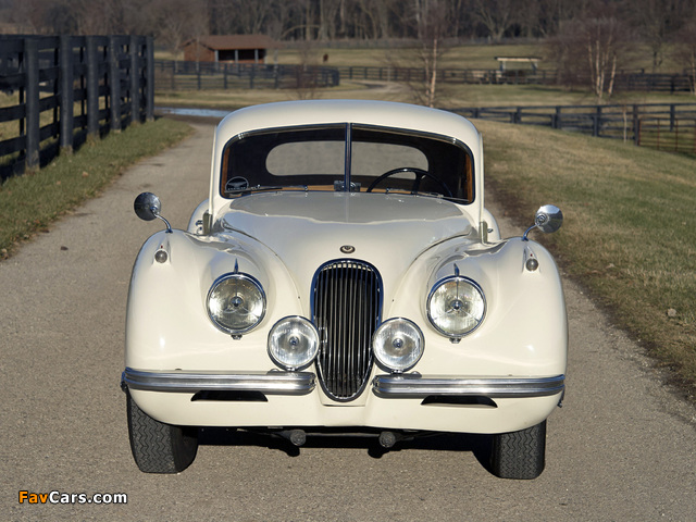 Pictures of Jaguar XK120 Fixed Head Coupe 1951–54 (640 x 480)