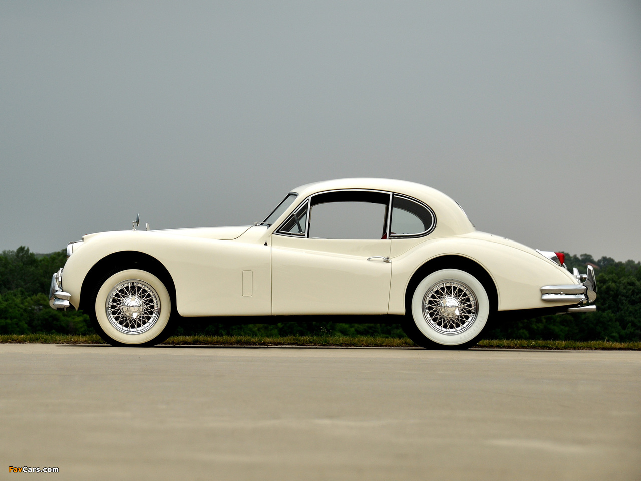 Pictures of Jaguar XK140 Fixed Head Coupe 1954–57 (1280 x 960)
