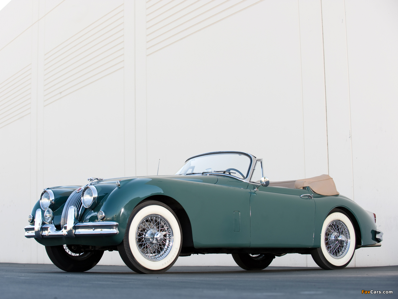 Pictures of Jaguar XK150 Drophead Coupe 1958–61 (1280 x 960)