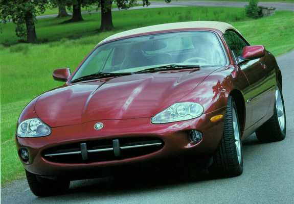 Pictures of Jaguar XK8 Convertible 1996–2002