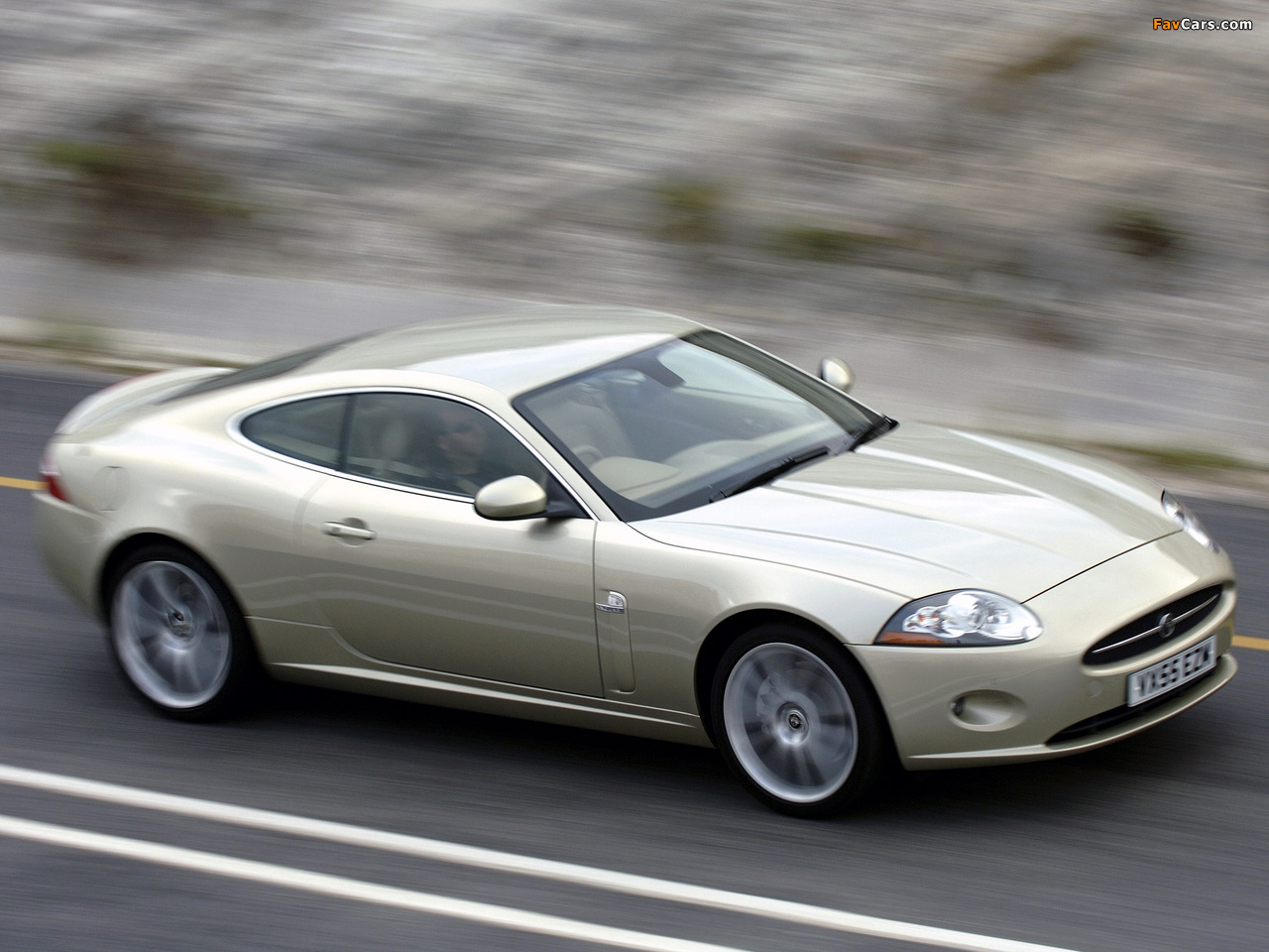 Pictures of Jaguar XK Coupe UK-spec 2006–09 (1280 x 960)