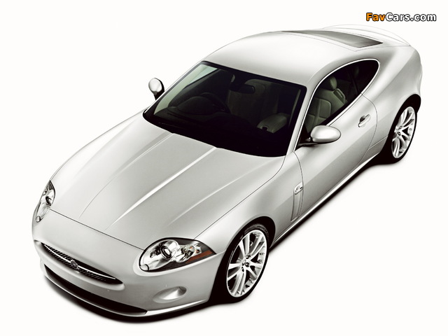 Pictures of Jaguar XK Coupe UK-spec 2006–09 (640 x 480)