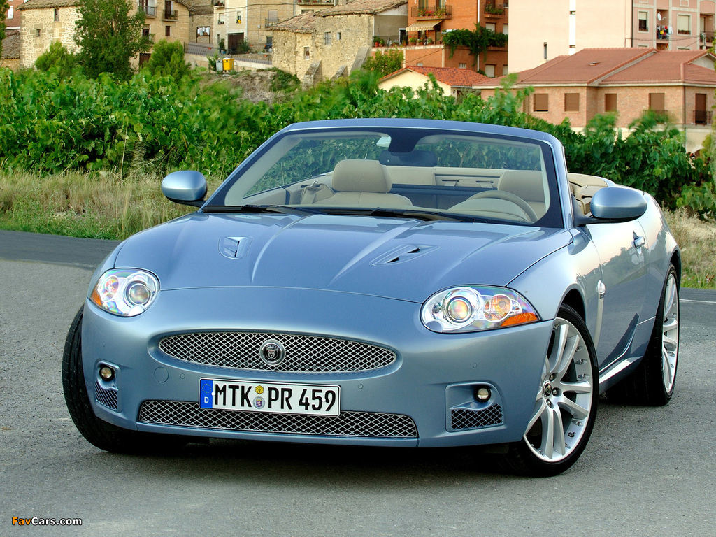 Pictures of Jaguar XKR Convertible 2007–09 (1024 x 768)