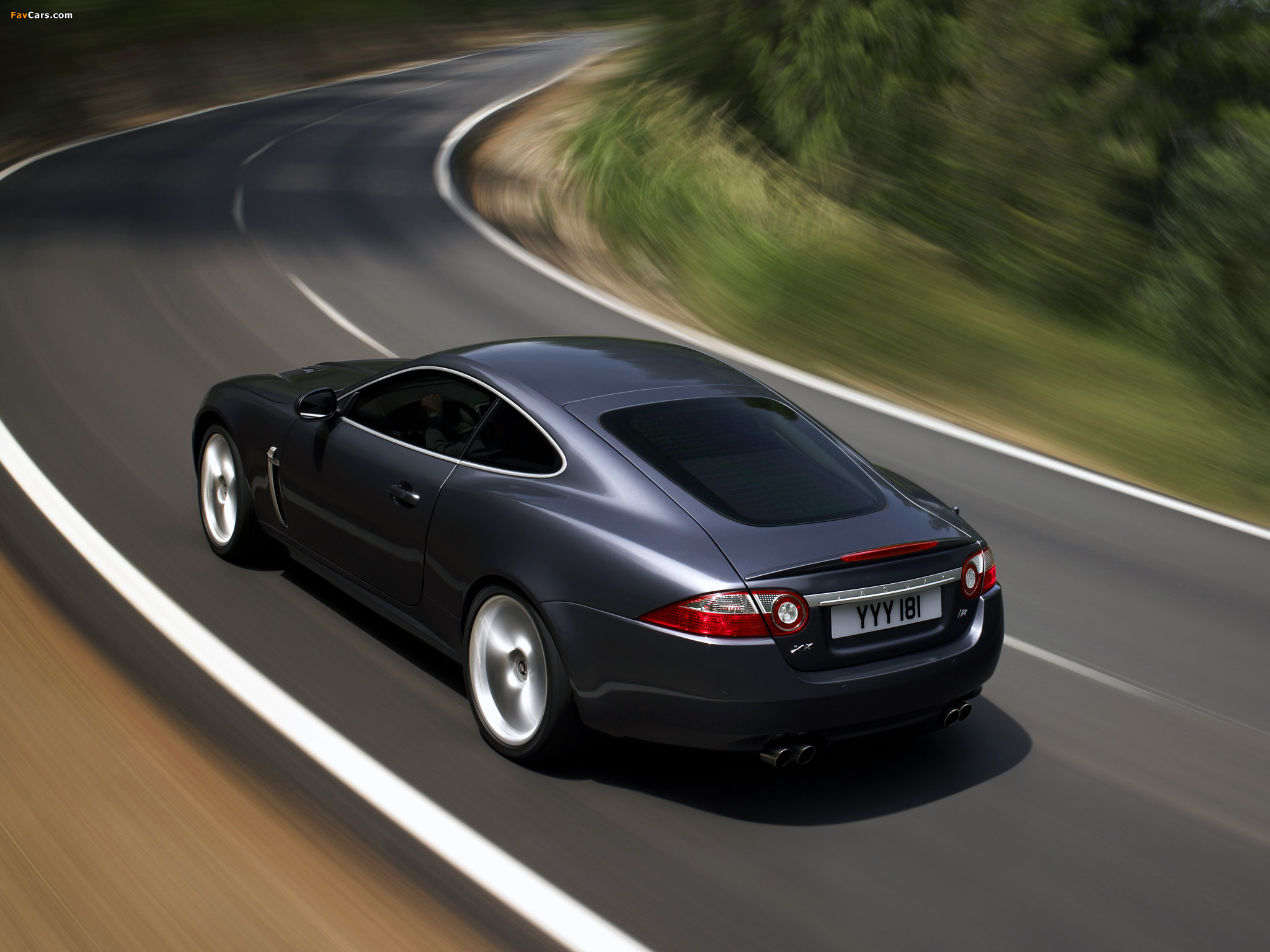 Pictures of Jaguar XKR Coupe 2007–09 (2048 x 1536)