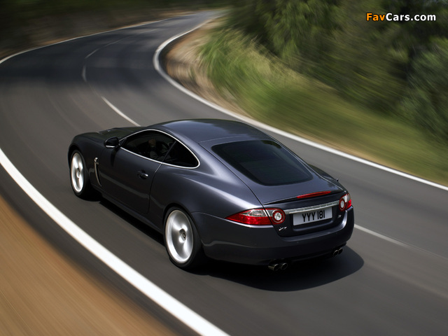 Pictures of Jaguar XKR Coupe 2007–09 (640 x 480)