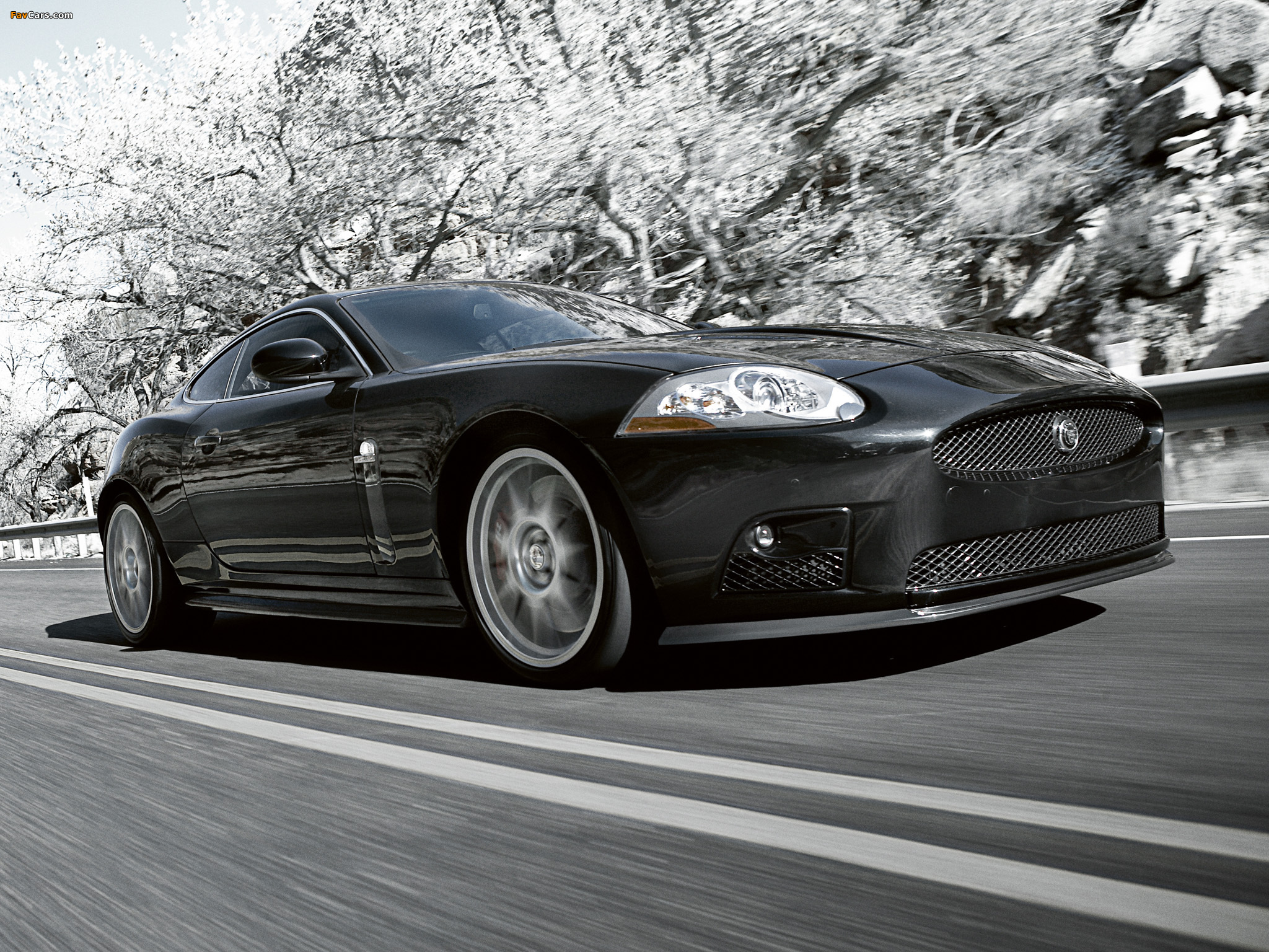 Pictures of Jaguar XKR-S 2009–11 (2048 x 1536)