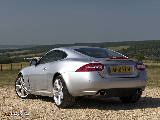 Pictures of Jaguar XK Coupe UK-spec 2009–11 (640 x 480)