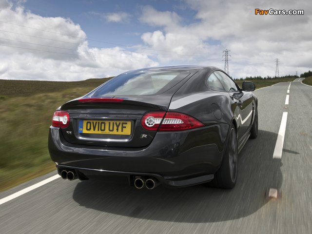 Pictures of Jaguar XKR 75 Coupe 2010 (640 x 480)