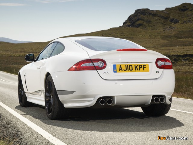 Pictures of Jaguar XKR Coupe Black Package 2010 (640 x 480)