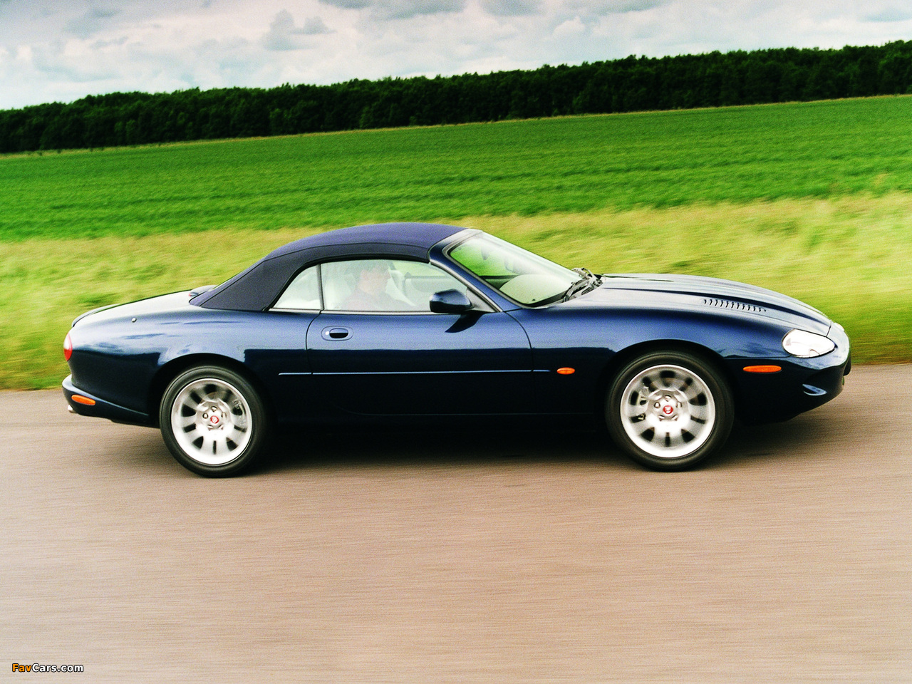 Jaguar XKR Convertible 1998–2002 wallpapers (1280 x 960)
