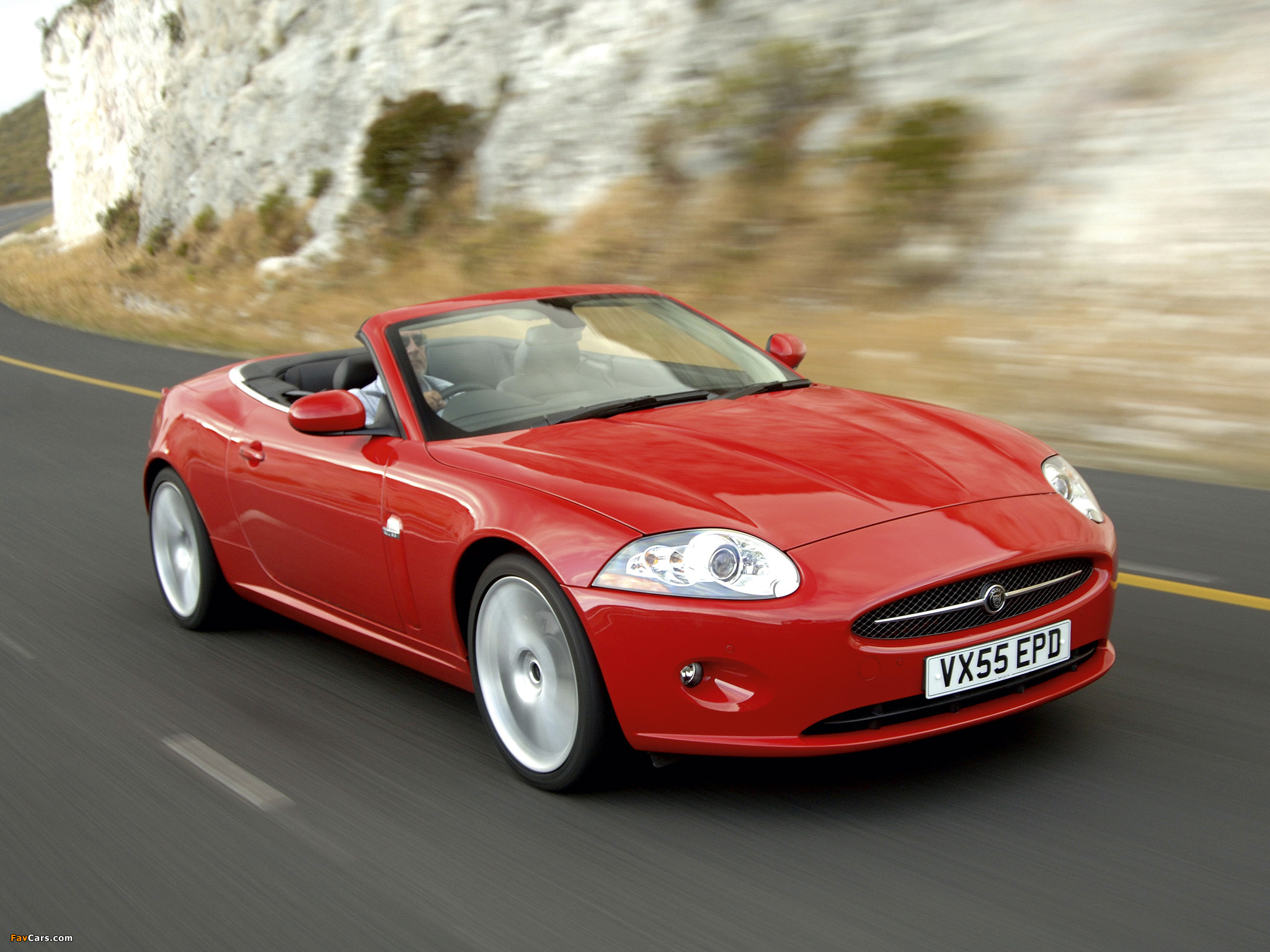 Jaguar XK Convertible 2006–09 wallpapers (2048 x 1536)