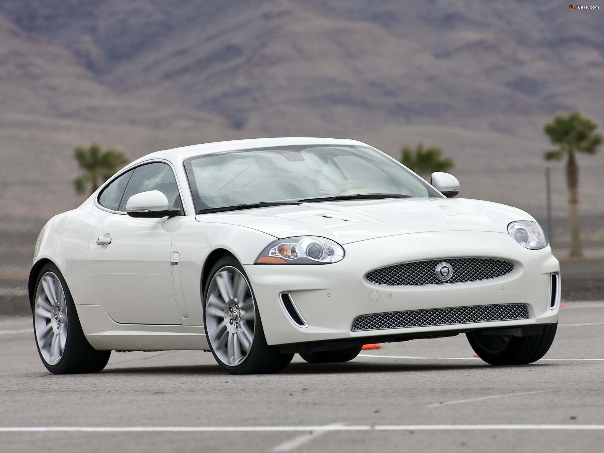 Jaguar XKR Coupe US-spec 2009–11 wallpapers (2048 x 1536)