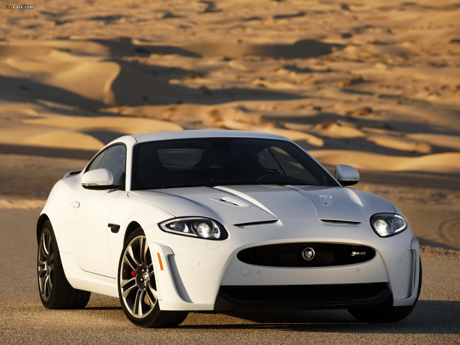 Jaguar XKR-S US-spec 2011 wallpapers (1600 x 1200)