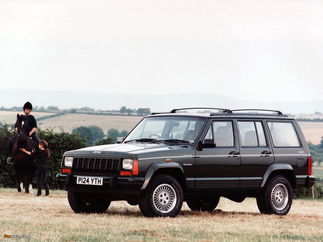 Images of Jeep Cherokee Limited UK-spec (XJ) 1993–96 (1280 x 960)