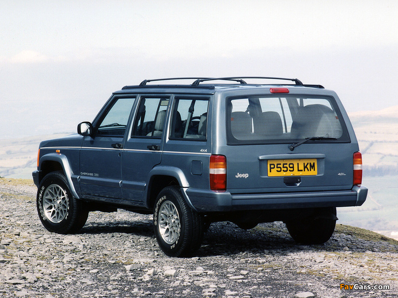 Images of Jeep Cherokee Limited UK-spec (XJ) 1998–2001 (800 x 600)