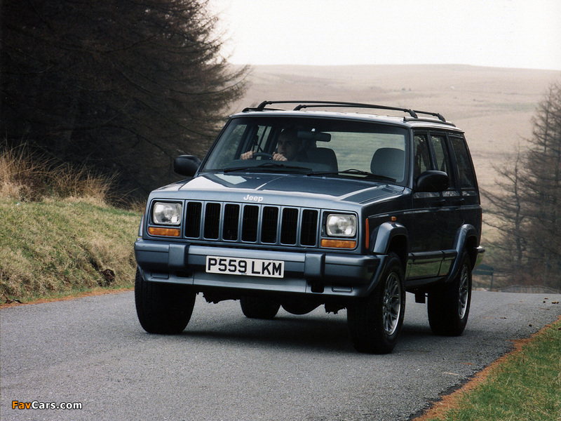 Images of Jeep Cherokee Limited UK-spec (XJ) 1998–2001 (800 x 600)