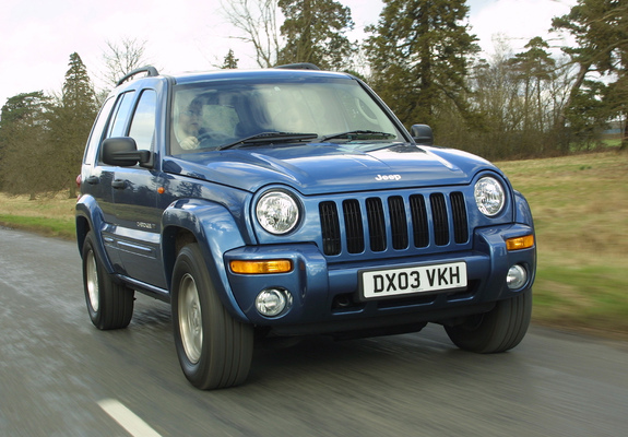 Images of Jeep Cherokee UK-spec (KJ) 2002–05