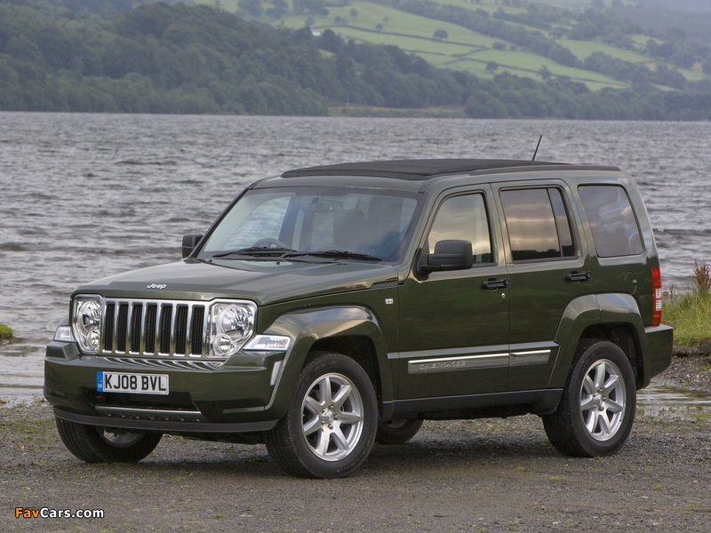 Images of Jeep Cherokee Limited RD UK-spec (KK) 2007 (800 x 600)