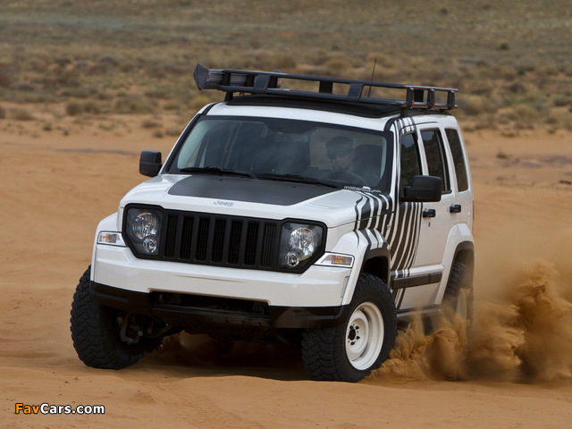 Images of Mopar Jeep Cherokee Overland Concept (KK) 2011 (640 x 480)